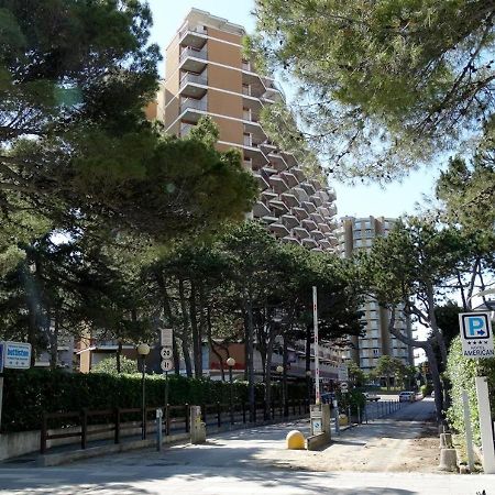 Splendido Attico, Piscina E Vista Mare Apartment Lignano Sabbiadoro Luaran gambar
