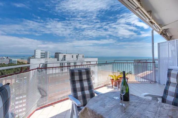 Splendido Attico, Piscina E Vista Mare Apartment Lignano Sabbiadoro Luaran gambar