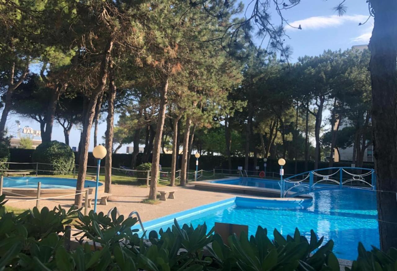 Splendido Attico, Piscina E Vista Mare Apartment Lignano Sabbiadoro Luaran gambar